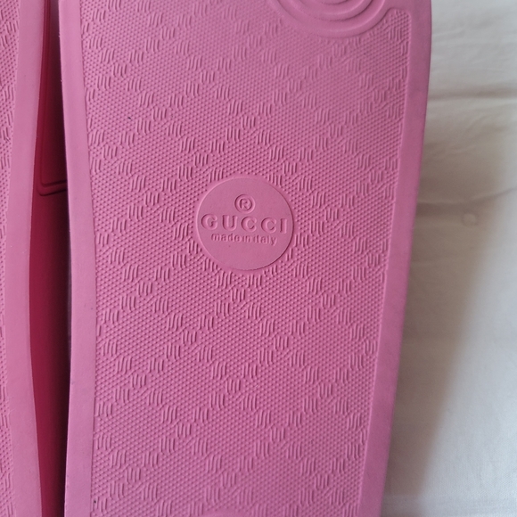 Authentic Gucci Slides - Picture 4 of 5